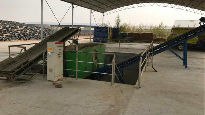 河南某公司購買固定式TMR攪拌機(jī)